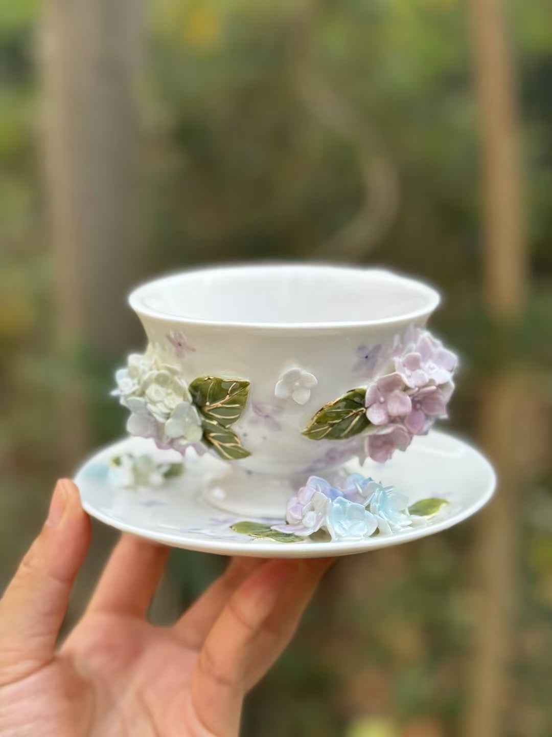 Hydrangea Hand-Painted Tea Cup Set